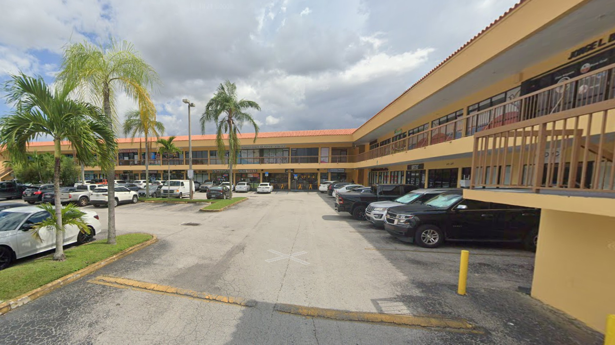 Man ran $40M Ponzi scheme using company registered to Miami-Dade strip mall, feds say