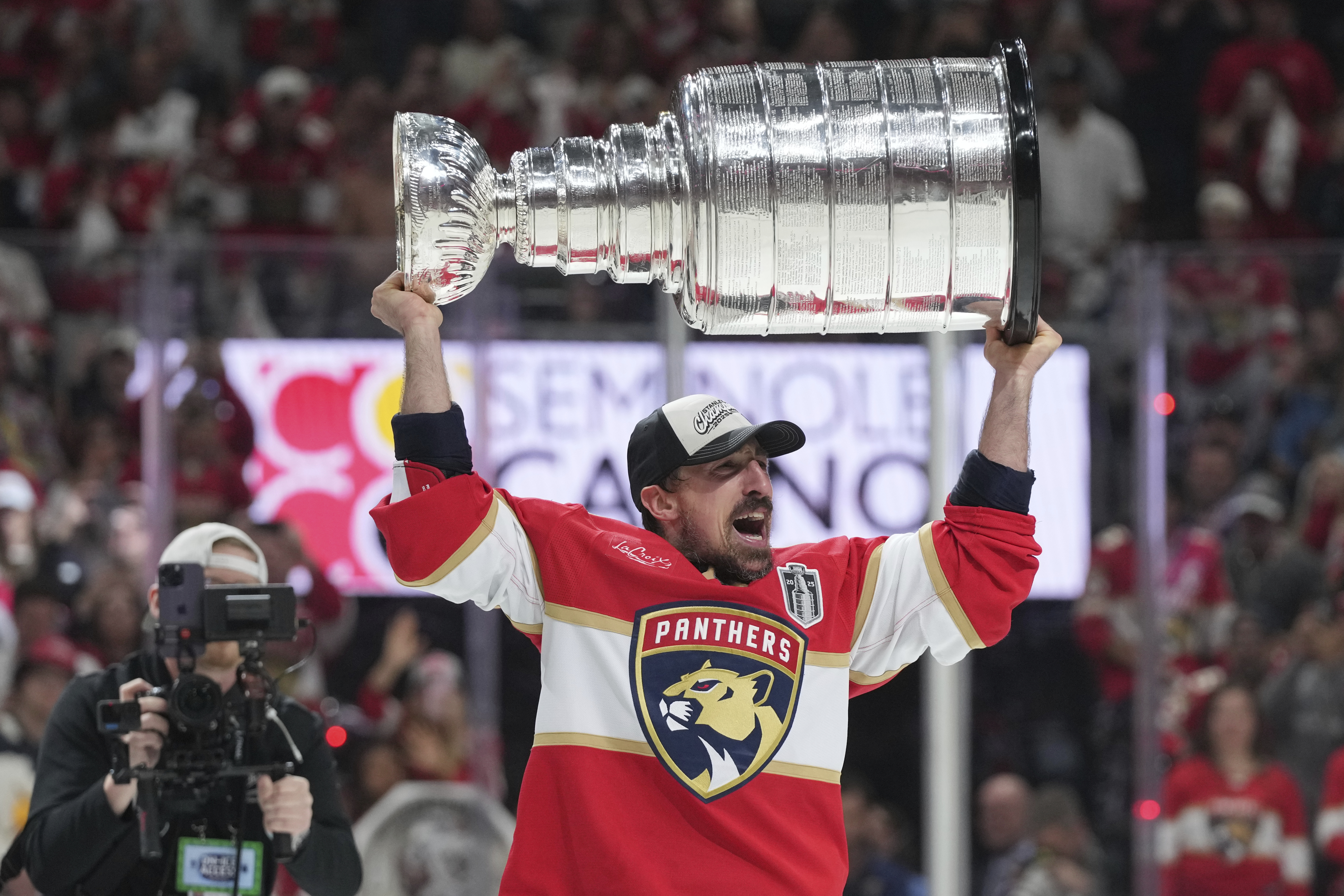Florida Panthers to open 2025-26 season on Oct. 7
